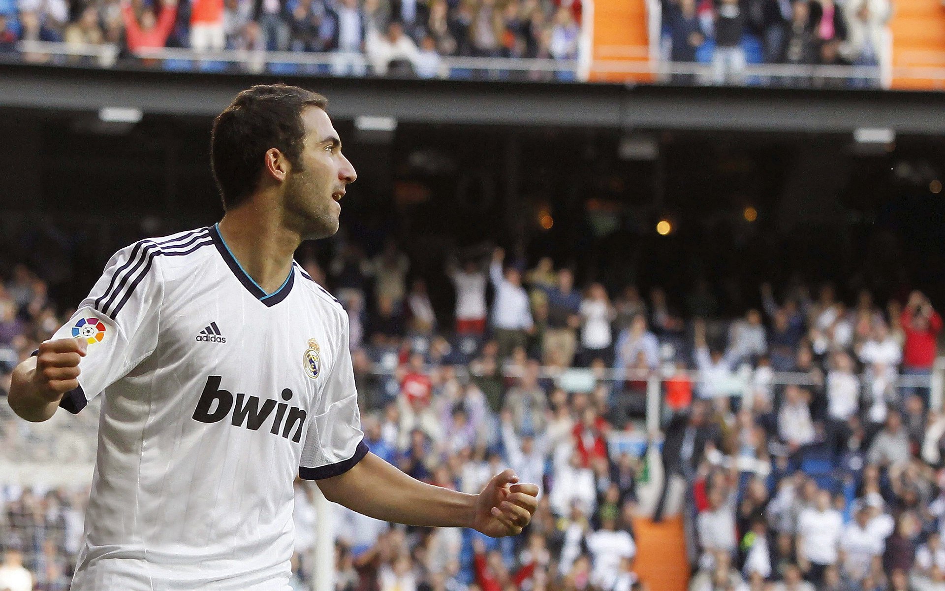 巴萨恢复士气！主场大胜，全队欢欣雀跃，巴萨比赛情况