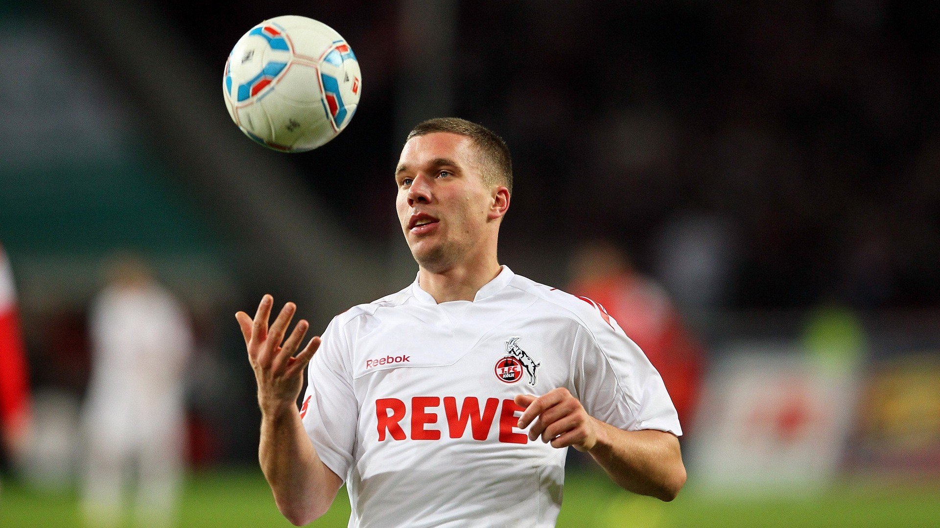 篮球国际锦标赛强队相争角逐冠军，国际篮球系列挑战赛